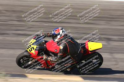 media/Jan-16-2026-CVMA Friday Practice (Fri) [[6f2bf47531]]/3-Racer 2/Session 2 Bowl Entry Pans/